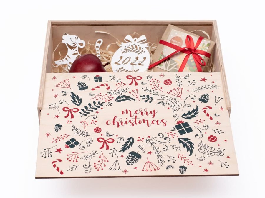 Дерев'яна подарункова коробка на Різдво «Merry Christmas» (нефарбована)